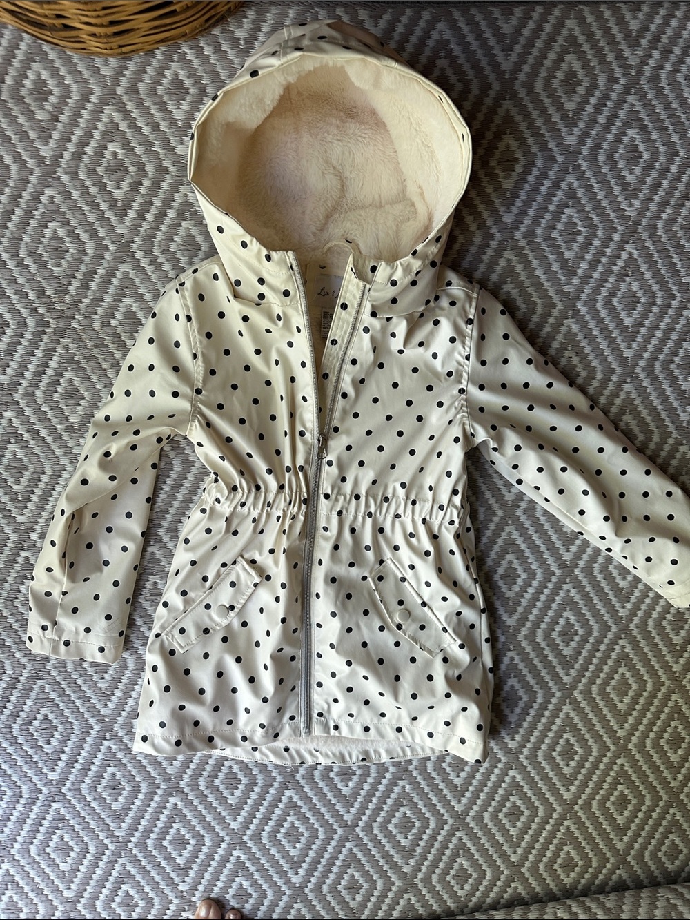 Liv & Lottie Water Resistant Polka Dot Hooded Fleece-Lined Lightweight Jacket 6